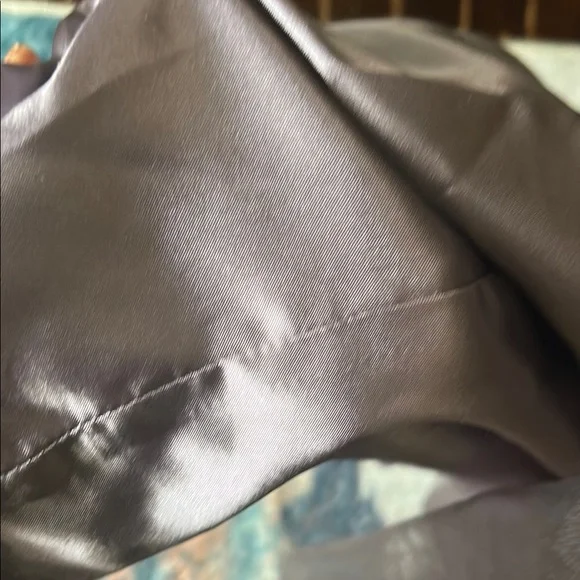 Elegant Gray Evening Gown - Picture 3 of 11